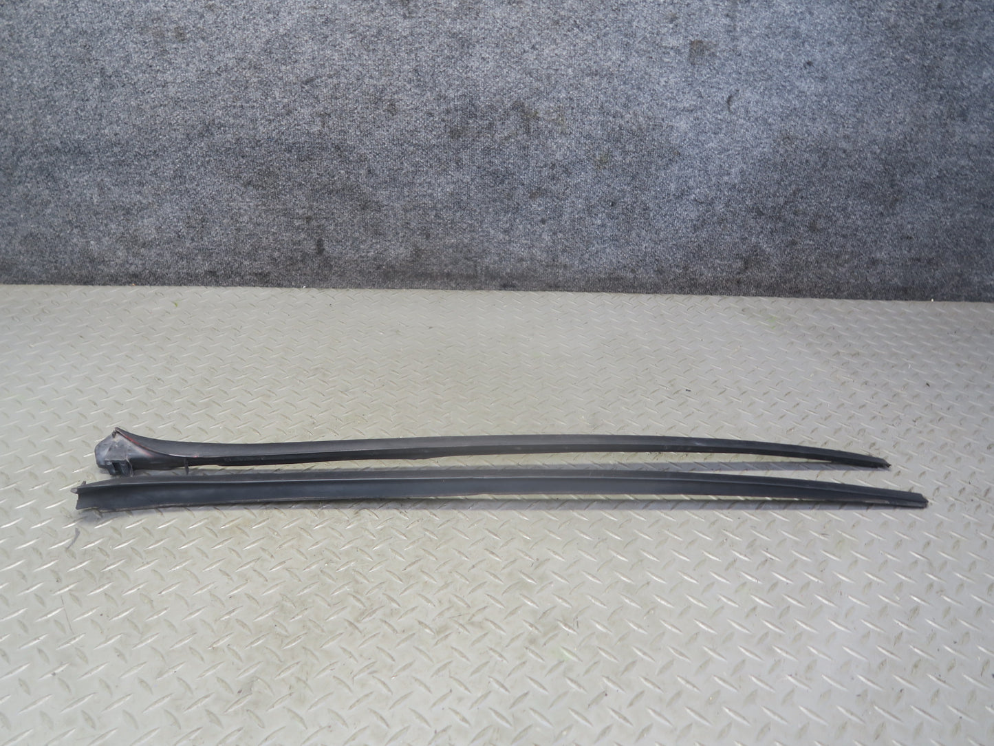 06-09 VW Golf MK5 R32 Set of 2 Windshield Exterior A Pillar Trim Molding OEM