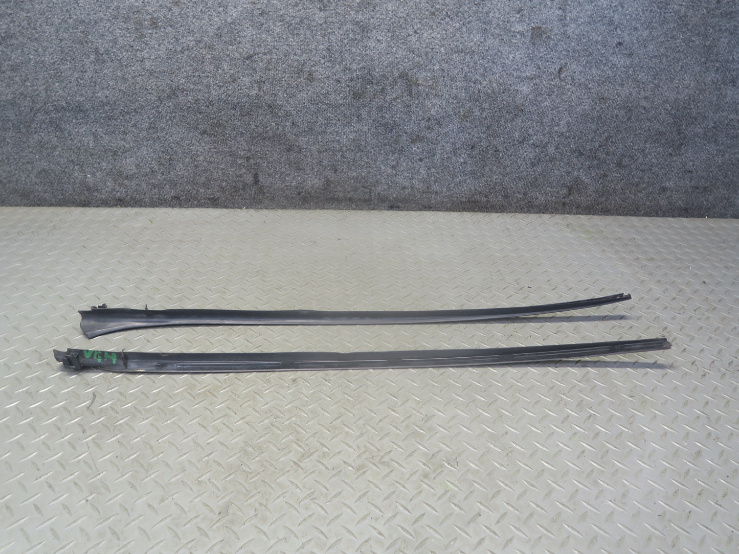 06-09 VW Golf MK5 R32 Set of 2 Windshield Exterior A Pillar Trim Molding OEM