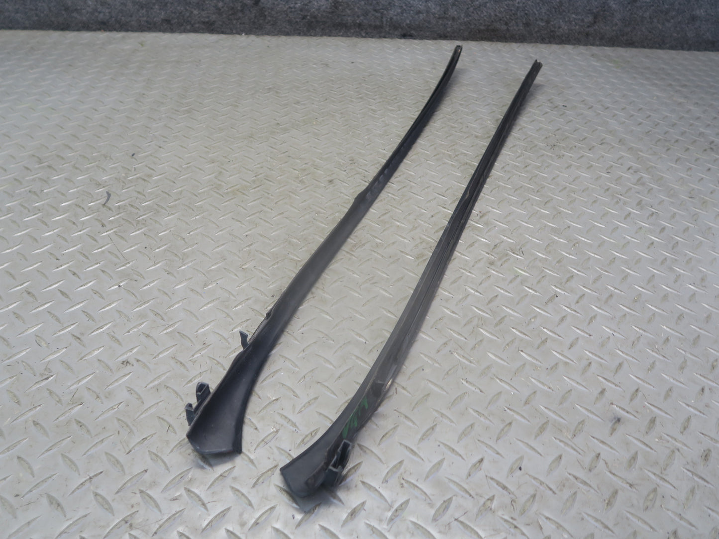 06-09 VW Golf MK5 R32 Set of 2 Windshield Exterior A Pillar Trim Molding OEM