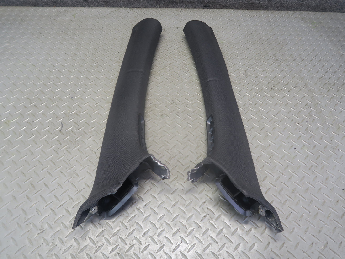 06-09 VW Golf MK5 R32 Set of 2 Front Interior A Pillar Trim Cover Panel OEM