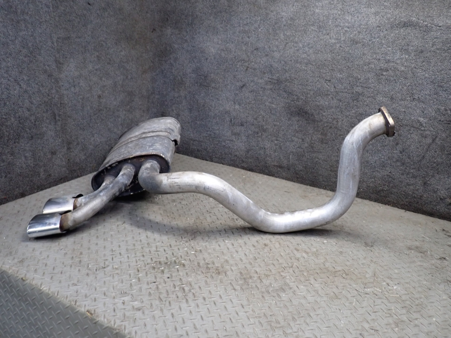 97-99 Chevrolet Corvette C5 Rear Left & Right Exhaust Muffler w Tips Set 45K OEM