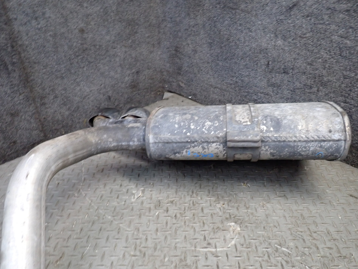 97-99 Chevrolet Corvette C5 Rear Left & Right Exhaust Muffler w Tips Set 45K OEM