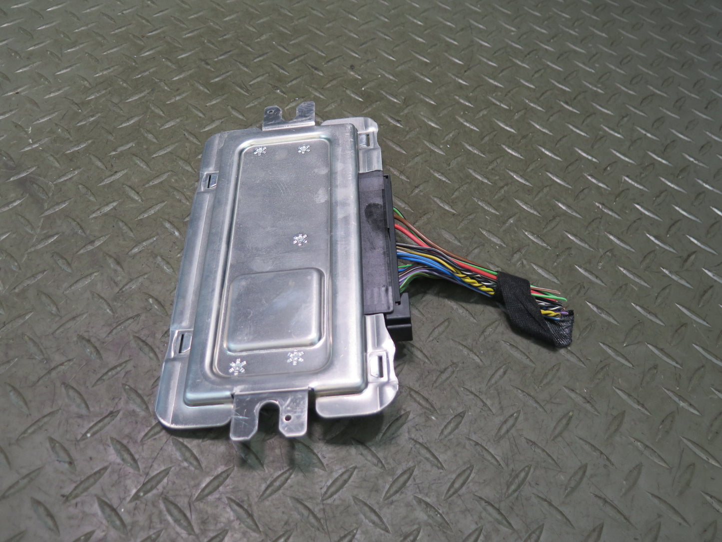 2012-2015 BMW F30 F82 M4 EDC Adaptive Suspension Control Module Unit