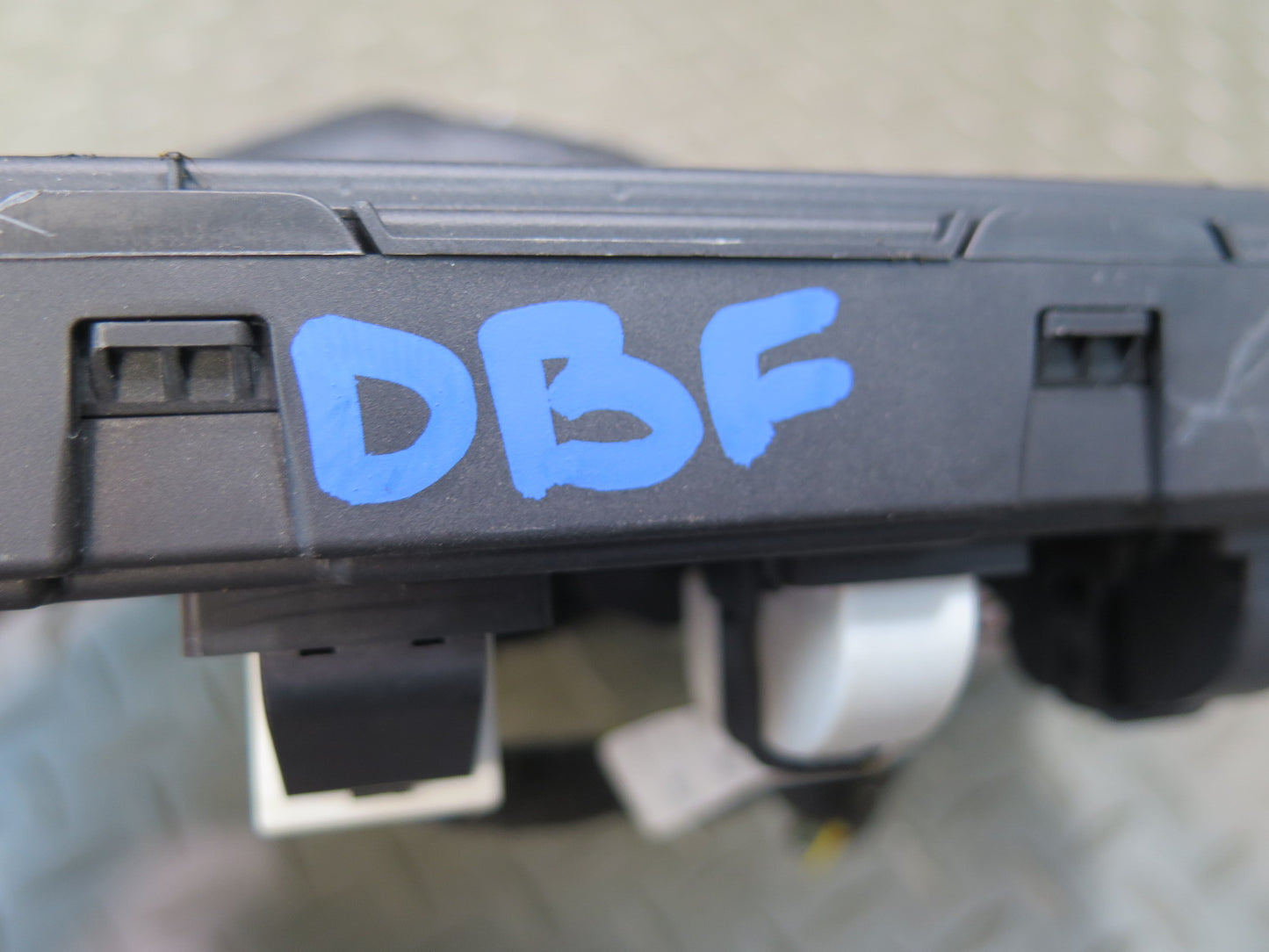 2015-2016 BMW F82 F83 M4 Rear BCM Body Control Module Fuse Box Unit