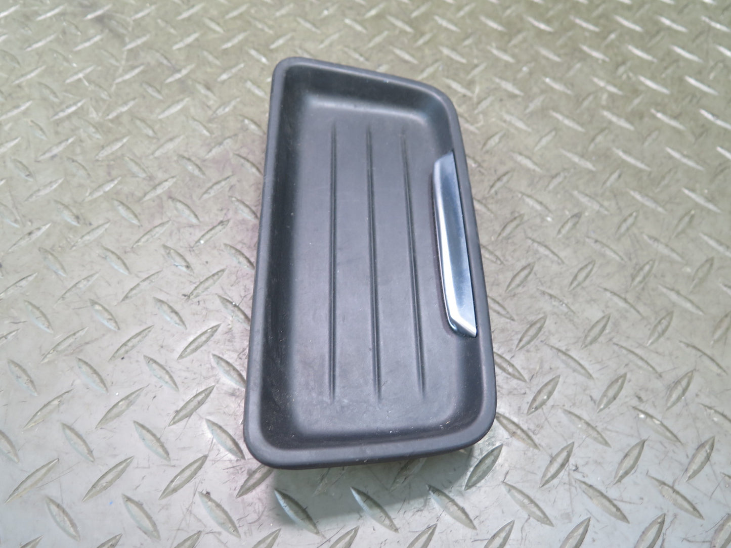 2012-2016 BMW F30 F82 M4 Central Console Oddments Tray Insert