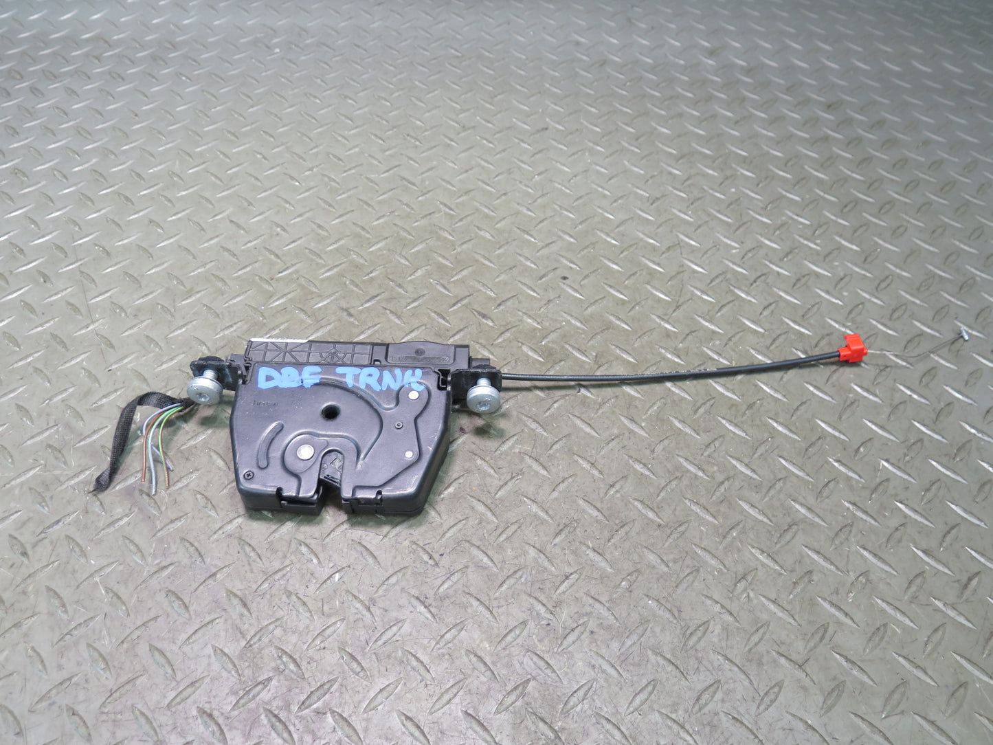 2012-2016 BMW F30 F82 M4 Rear Trunk Lid Lock Actuator Latch