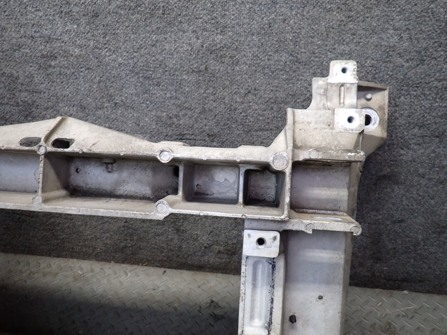 97-04 Chevrolet Corvette C5 Front Engine Subframe Crossmember Carrier 45K OEM