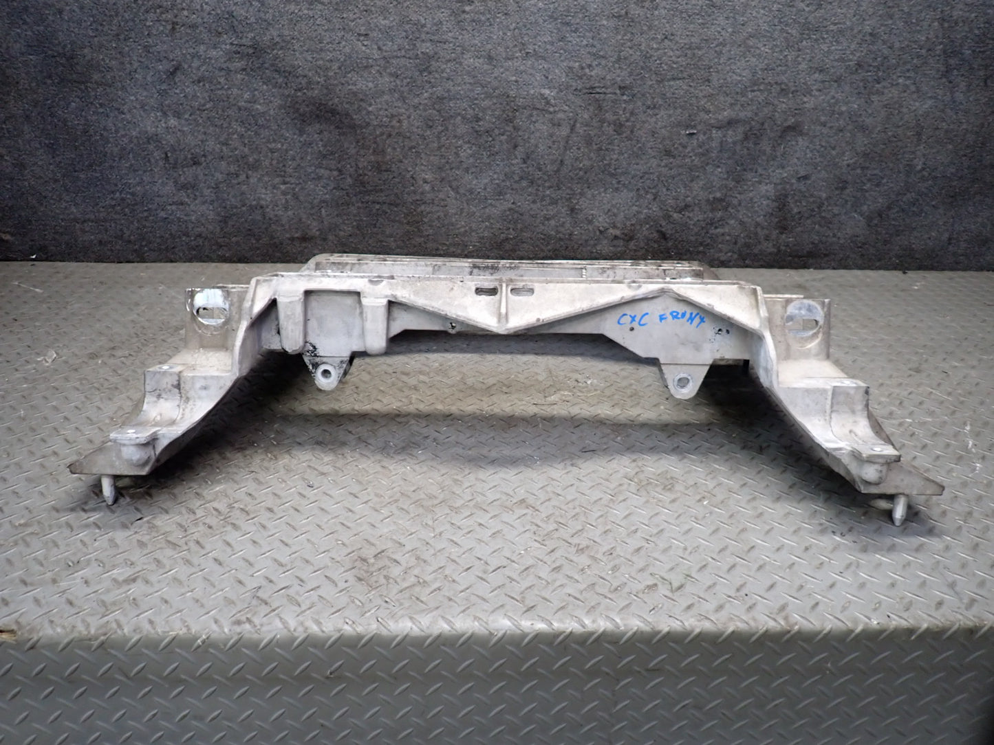 97-04 Chevrolet Corvette C5 Front Engine Subframe Crossmember Carrier 45K OEM