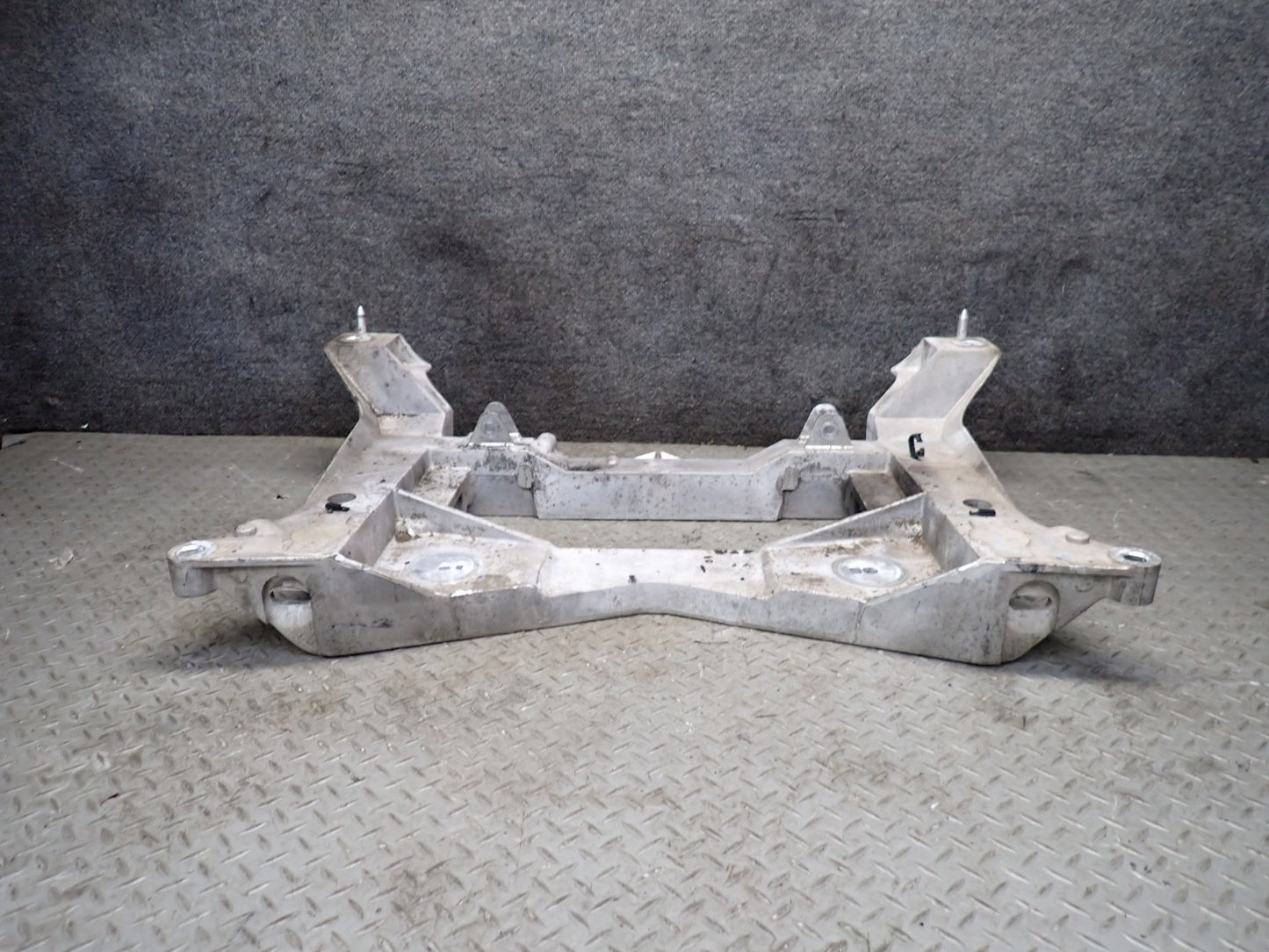 97-04 Chevrolet Corvette C5 Front Engine Subframe Crossmember Carrier 45K OEM