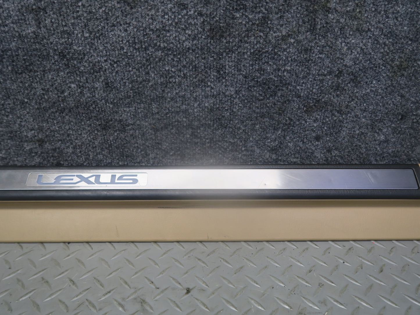 06-07 Lexus Z40 SC430 Set of 2 Left & Right Door Step Scuff Sill Plate Trim OEM