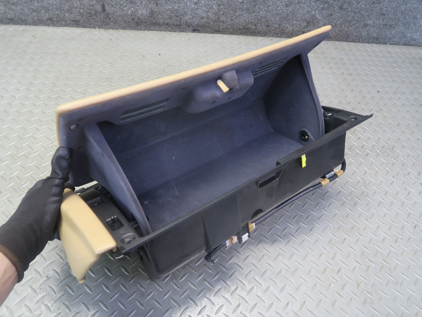 06-07  Lexus UZZ40L SC430 Dash Glove Box Compartment Storage Camel OEM