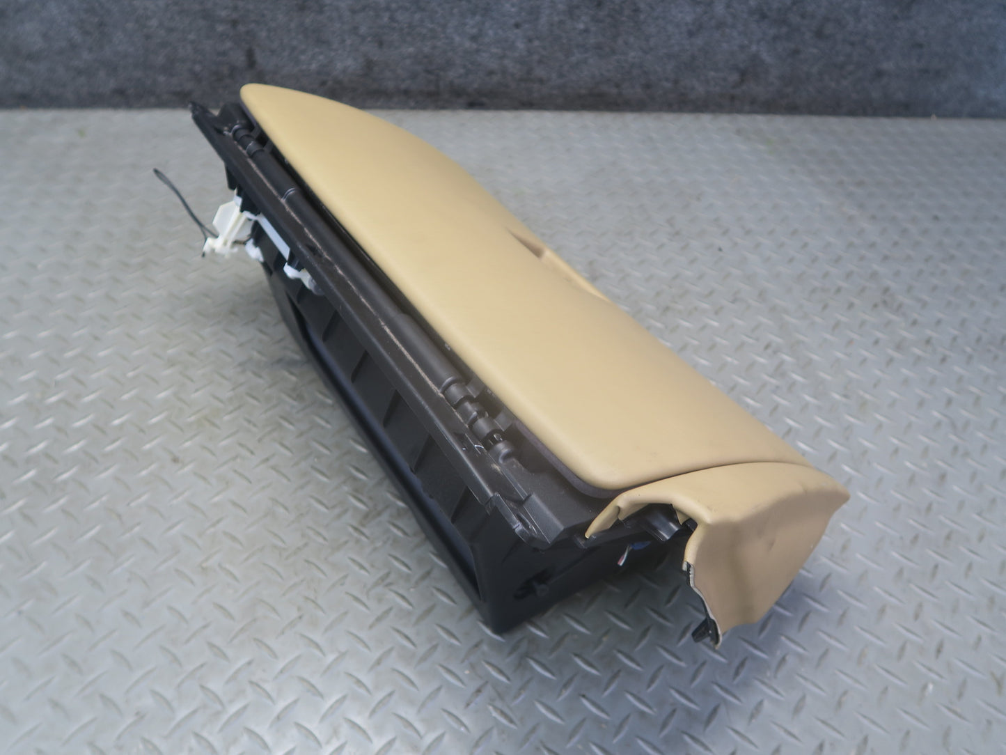 06-07  Lexus UZZ40L SC430 Dash Glove Box Compartment Storage Camel OEM