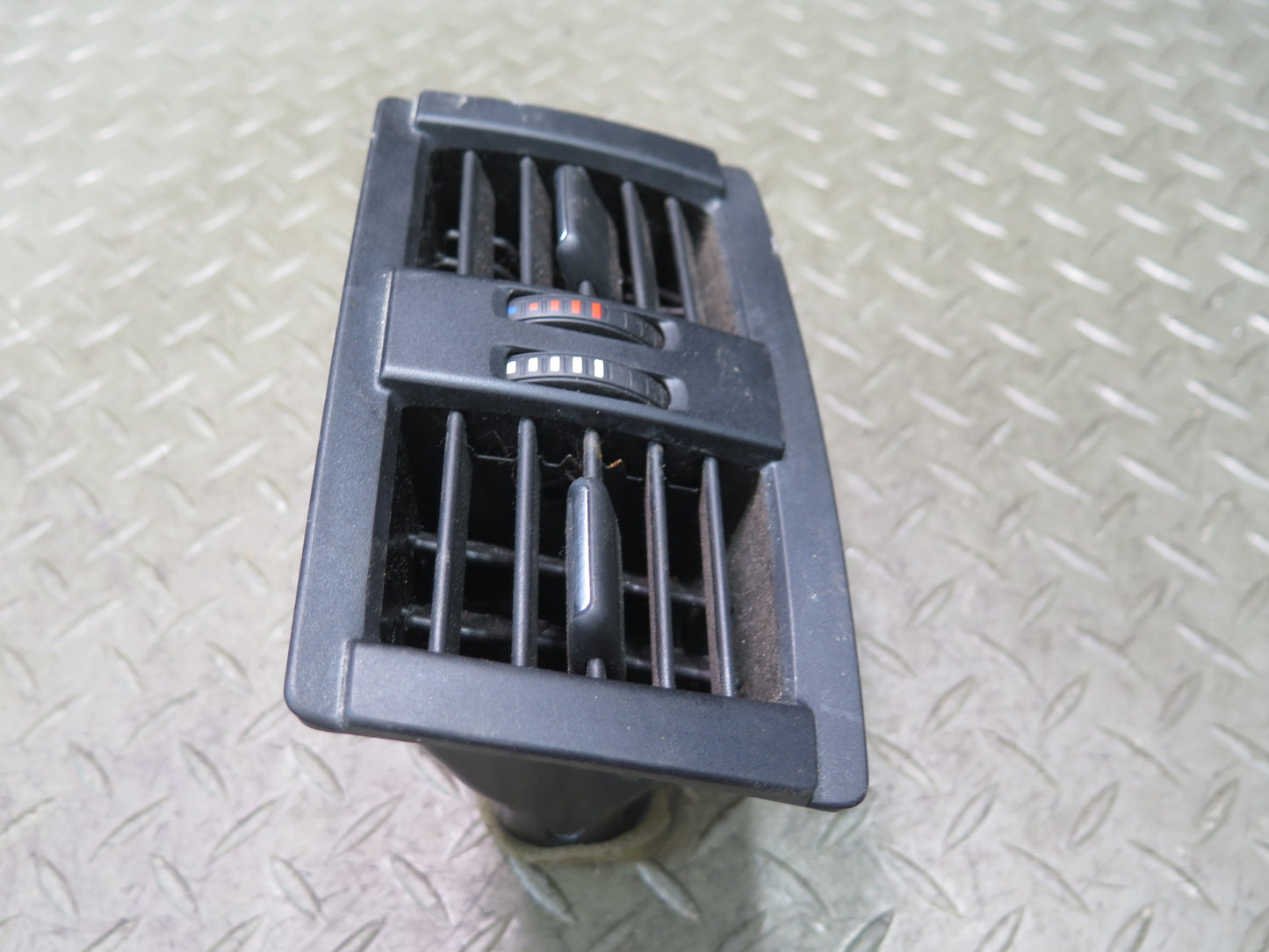 2012-2020 BMW F30 F82 F83 M4 Rear Center Console A/C Heater Air Vent Grille