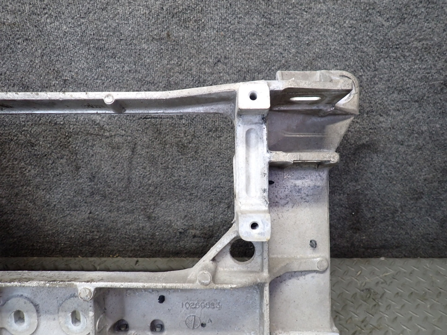97-98 Chevrolet Corvette C5 Rear Suspension Subframe Crossmember Carrier 45K OEM