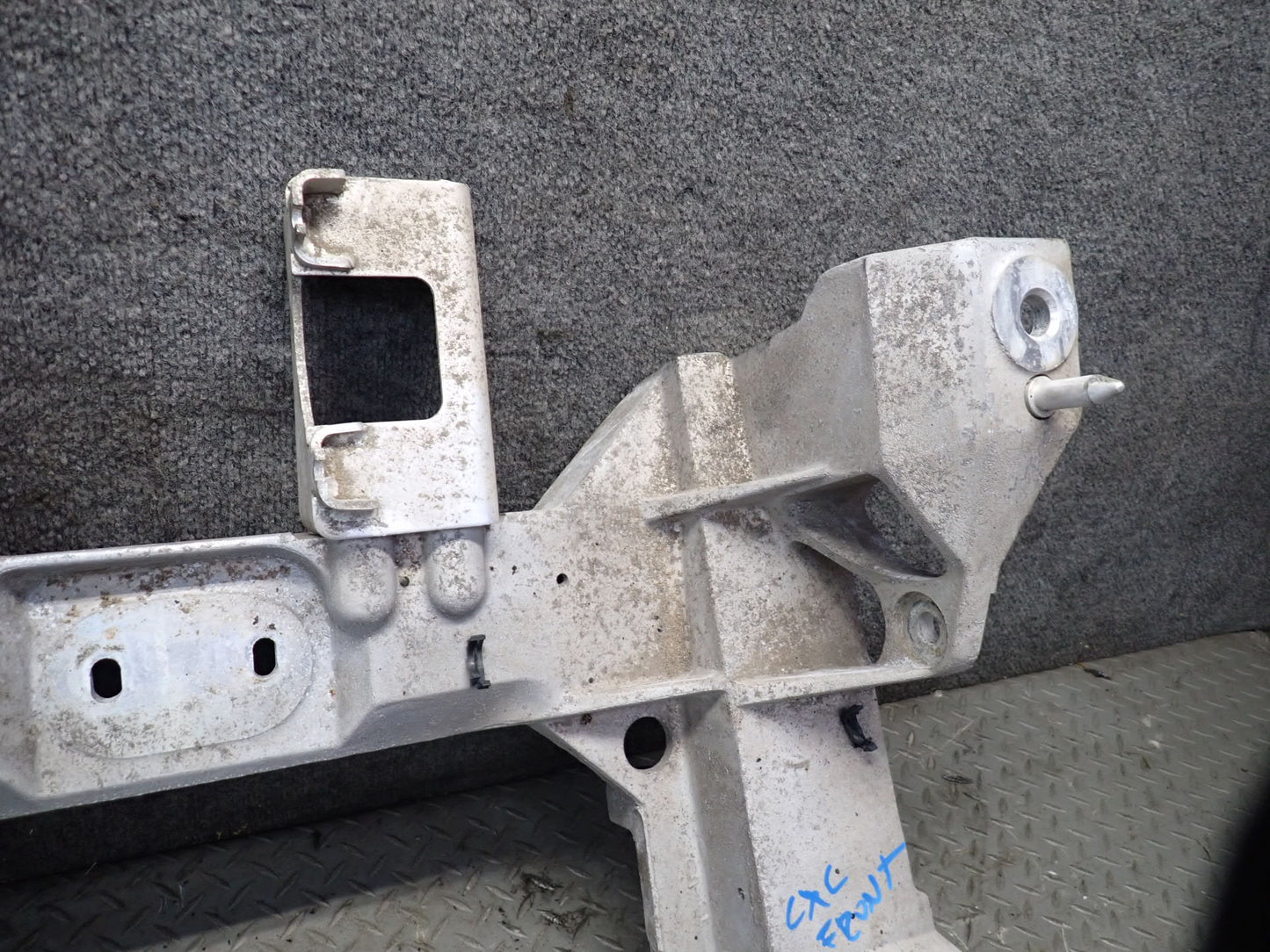 97-98 Chevrolet Corvette C5 Rear Suspension Subframe Crossmember Carrier 45K OEM