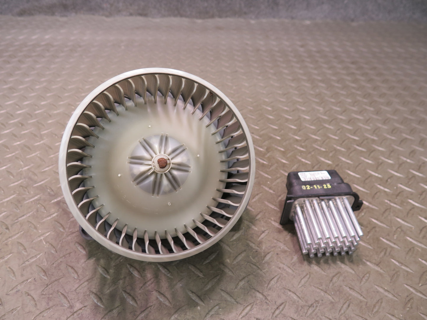 03-08 BMW E86 E85 Z4 A/C Heater Blower Motor Fan & Resistor OEM