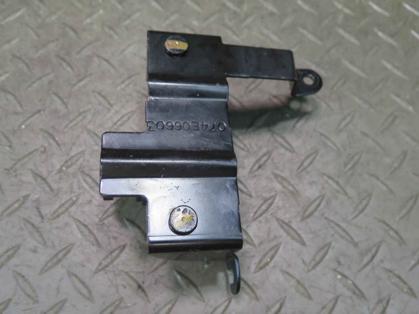 03-05 BMW E85 Z4 M54 YAW Rate Speed Sensor w Mount Bracket 6759412 OEM