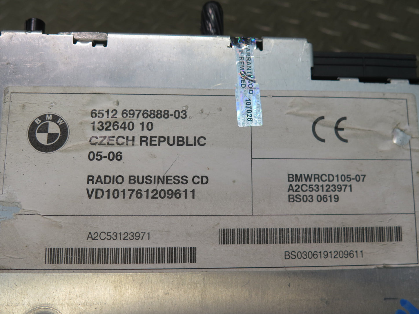 03-05 BMW E86 E85 Z4 Radio Business Stereo CD Player Receiver 6976888 OEM