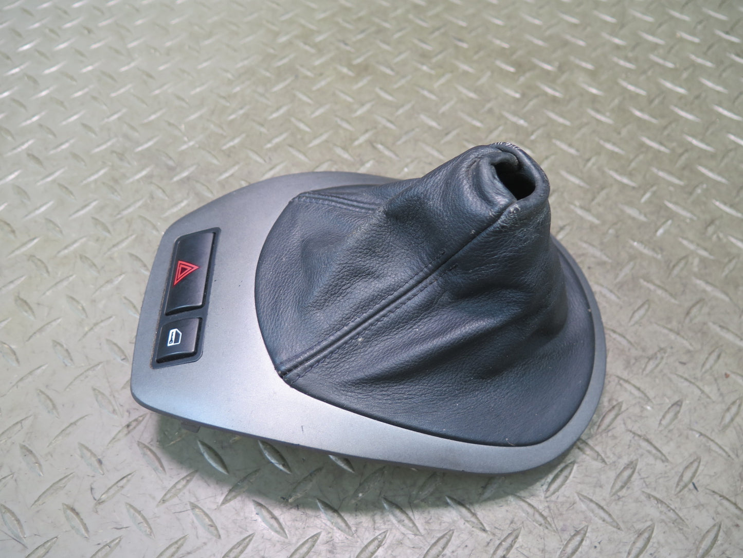 03-04 BMW E85 Z4 M/T Gear Shifter Boot w Trim & Insert Assembly OEM