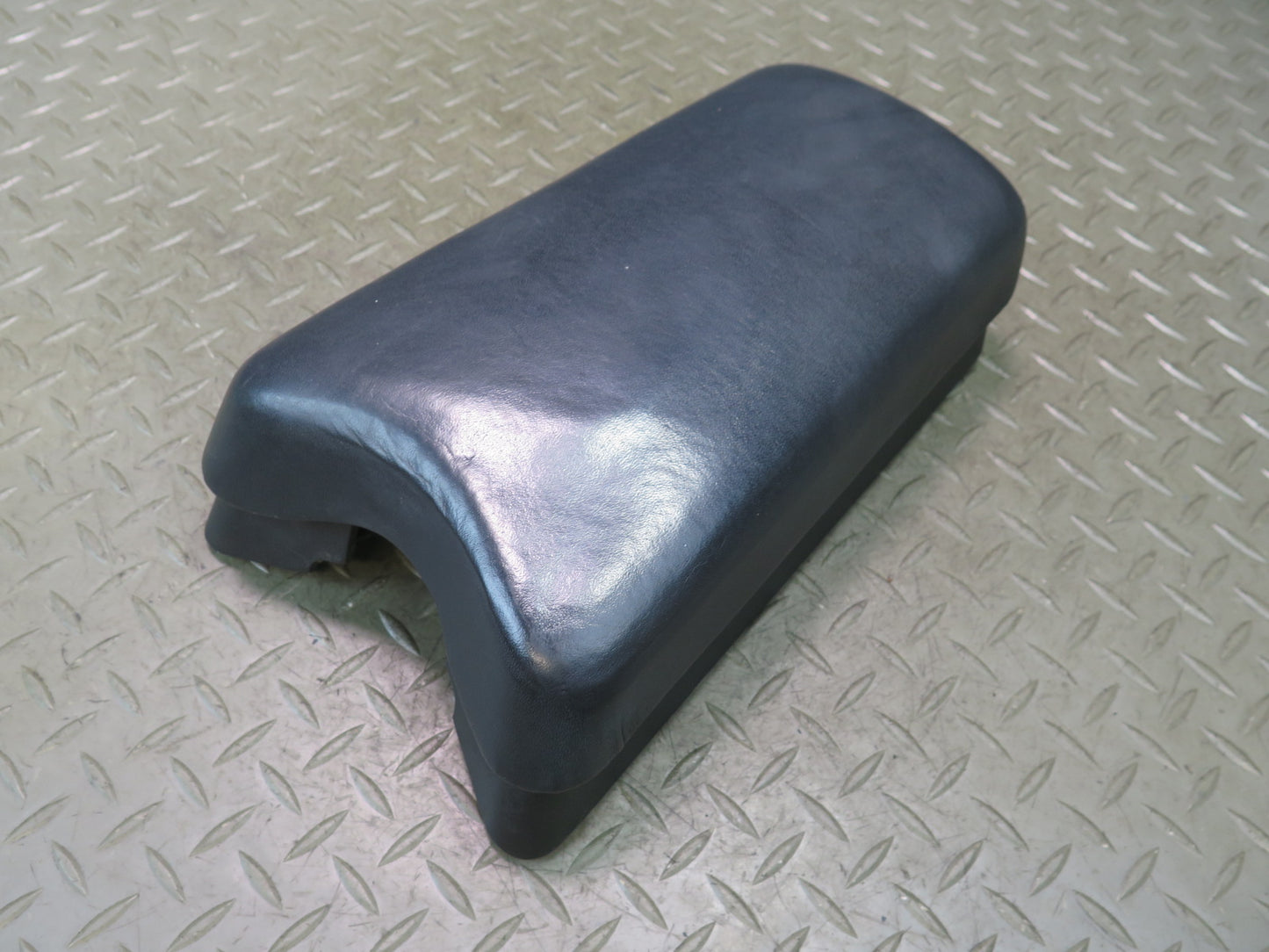 03-08 BMW E85 Z4 Center Console Leather Armrest Black OEM