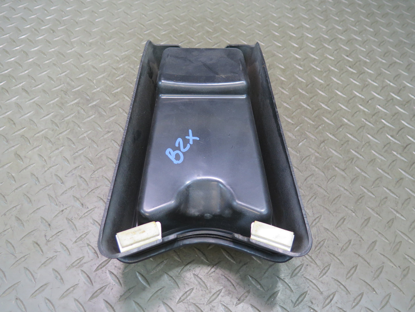 03-08 BMW E85 Z4 Center Console Leather Armrest Black OEM