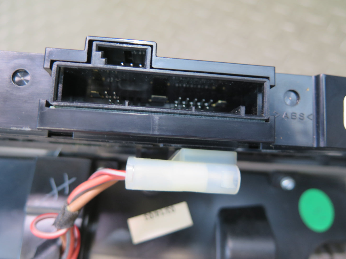 03-05 BMW E85 Z4 Roadster Center Console Roof Heated Switch Panel w Ashtray OEM