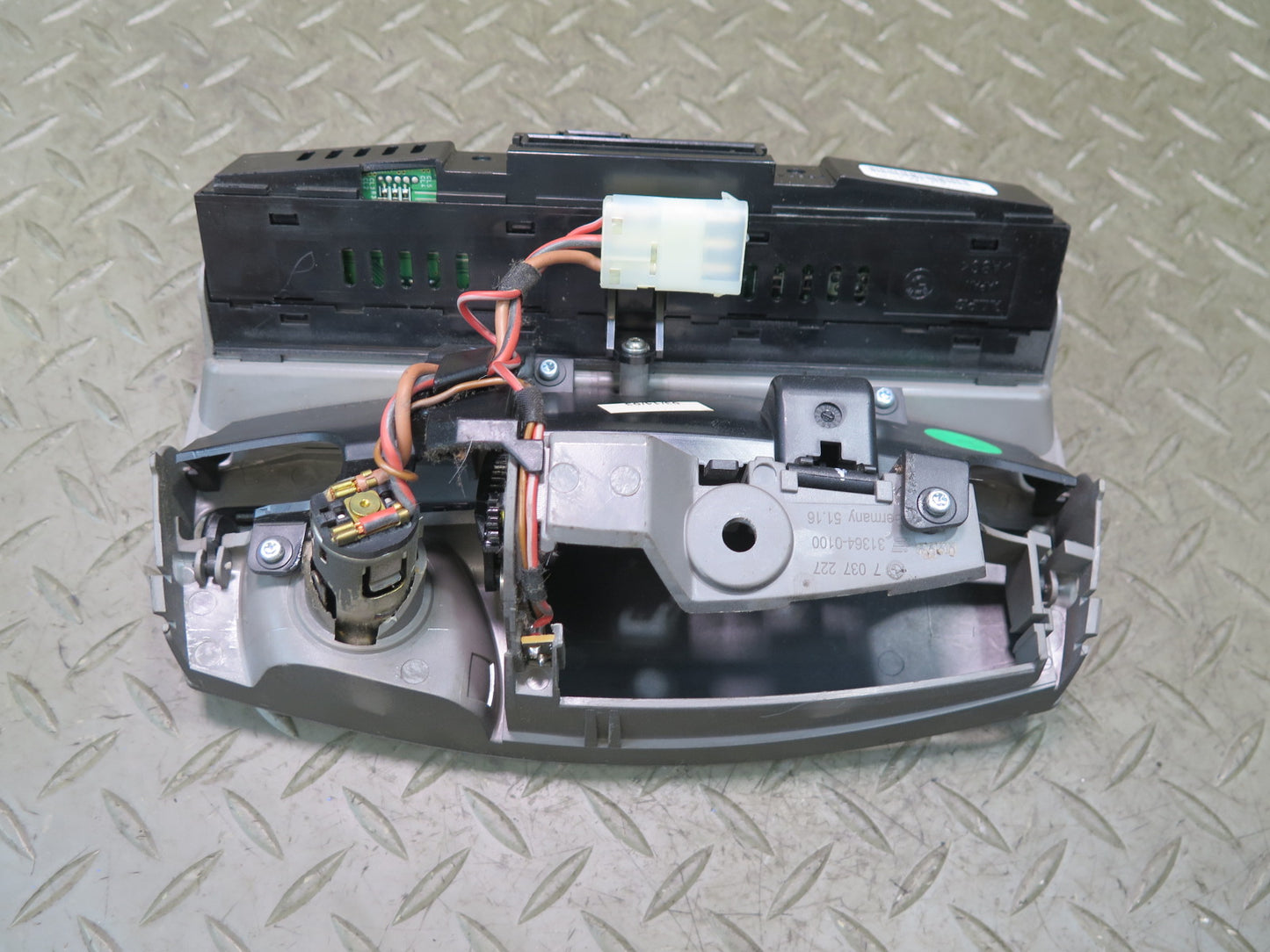 03-05 BMW E85 Z4 Roadster Center Console Roof Heated Switch Panel w Ashtray OEM
