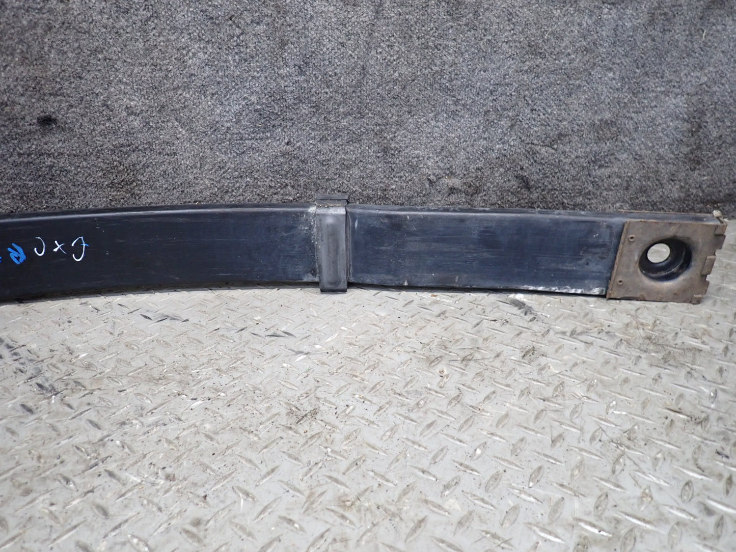 97-04 Chevrolet Corvette C5 Rear Suspension Leaf Spring 45K Miles 22171757 OEM