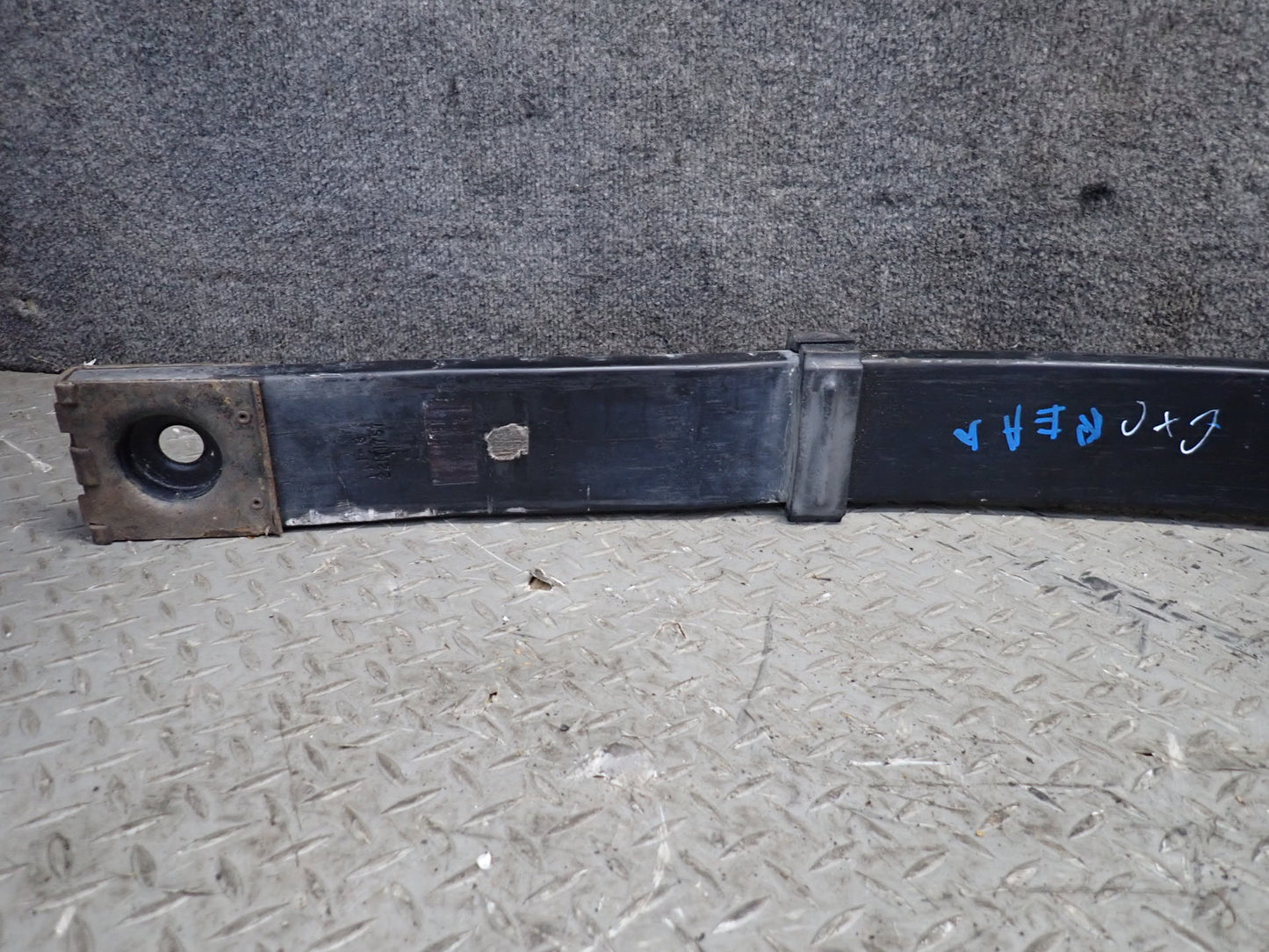 97-04 Chevrolet Corvette C5 Rear Suspension Leaf Spring 45K Miles 22171757 OEM