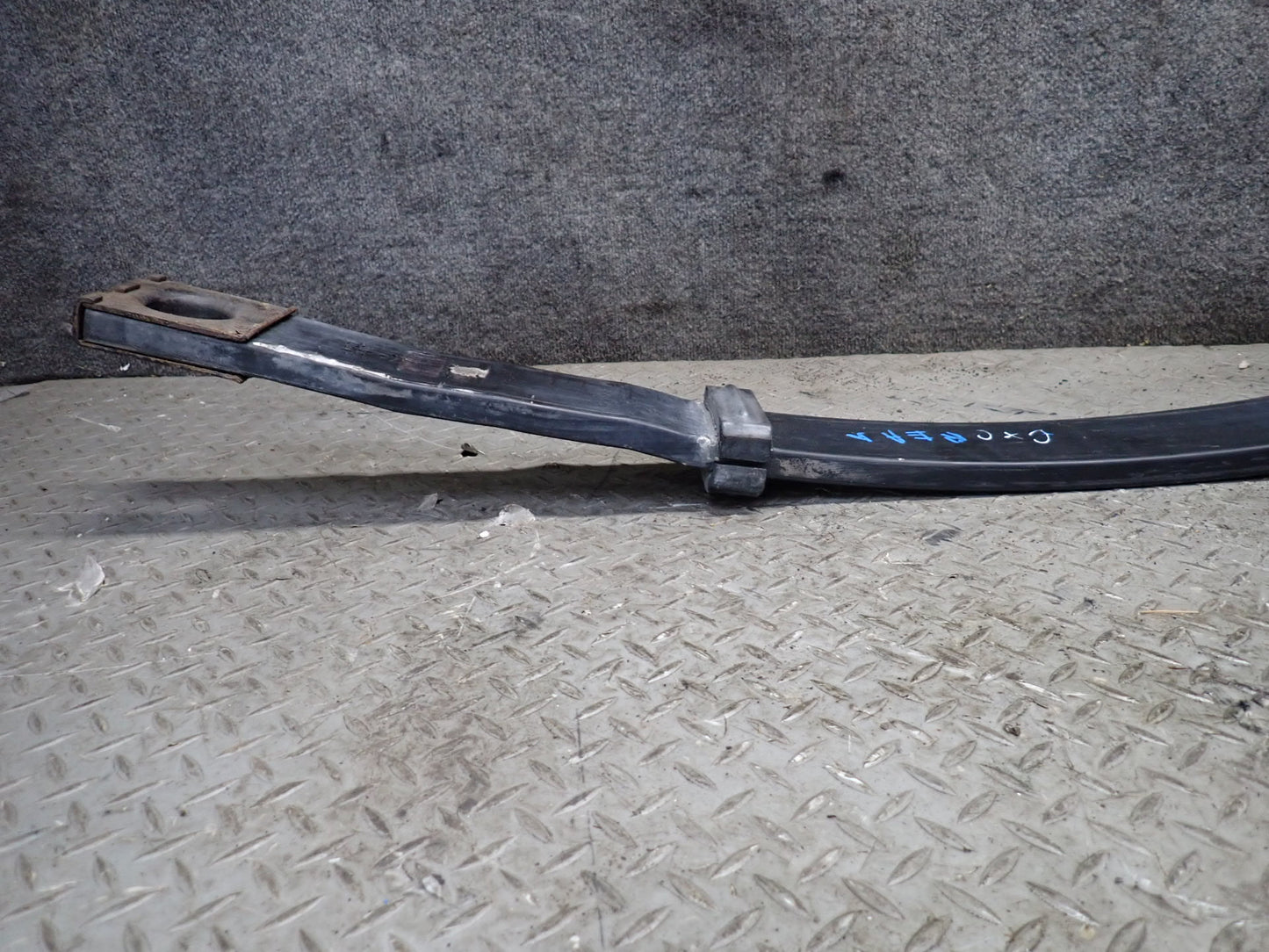 97-04 Chevrolet Corvette C5 Rear Suspension Leaf Spring 45K Miles 22171757 OEM