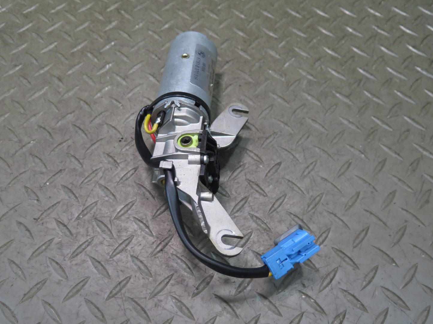 03-08 BMW E85 Z4 Convertible Roof TOP Lock Latch Motor Drive 8370816 OEM