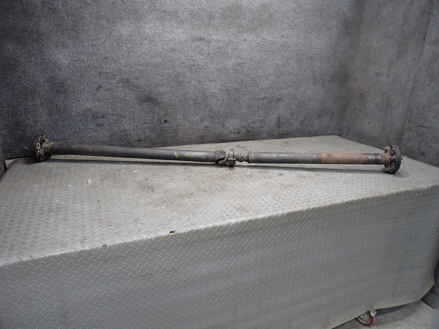 94-95 Mercedes W140 S500 A/T RWD Rear Drive Shaft Driveshaft OEM