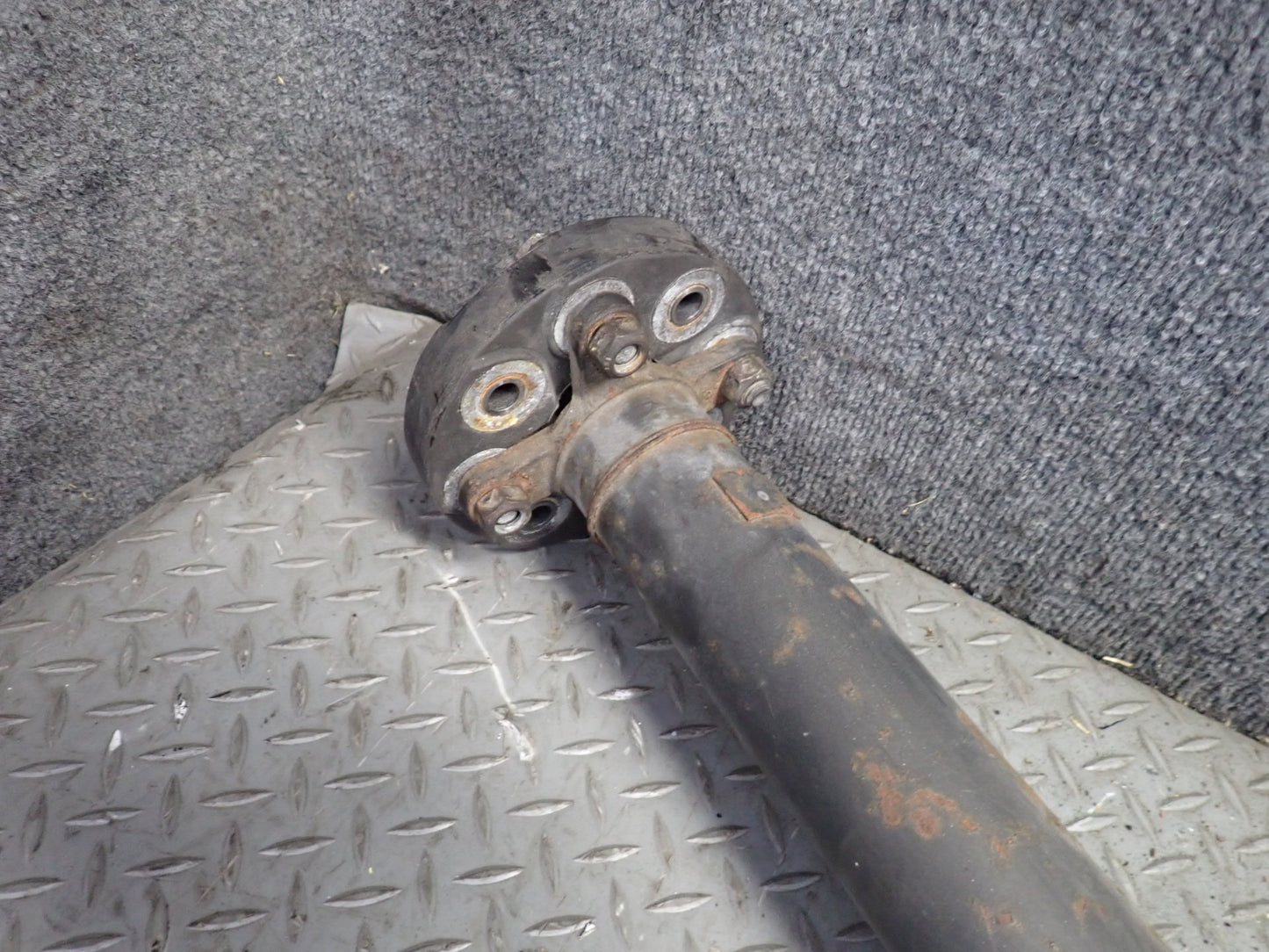 94-95 Mercedes W140 S500 A/T RWD Rear Drive Shaft Driveshaft OEM