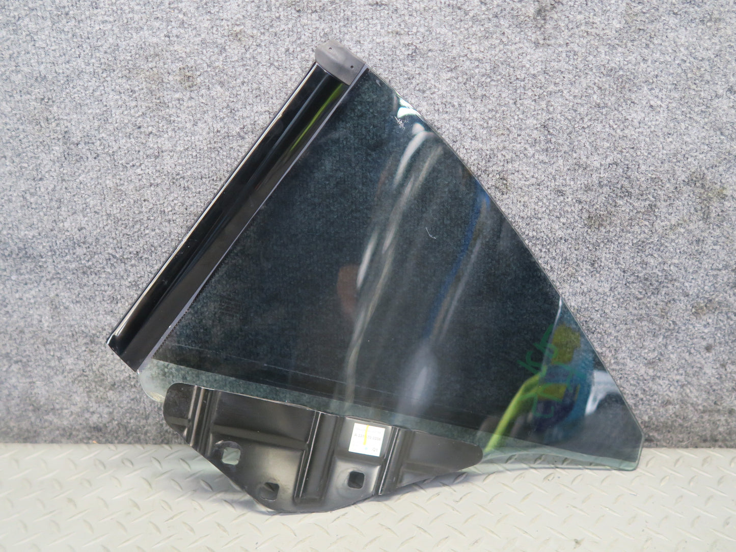 13-20 Mercedes R231 SL550 Convertible Rear Right Quarter Glass Window OEM