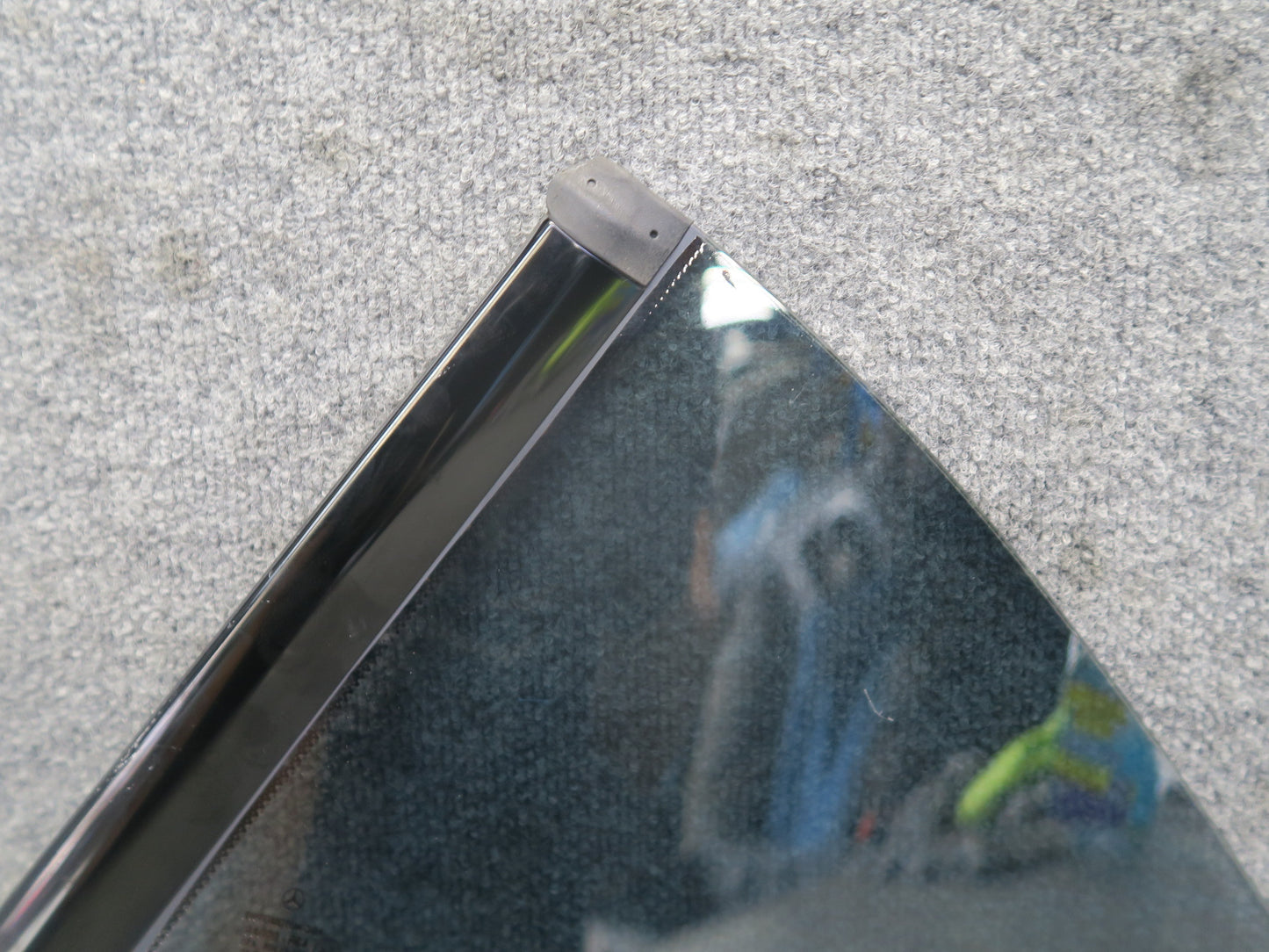 13-20 Mercedes R231 SL550 Convertible Rear Right Quarter Glass Window OEM