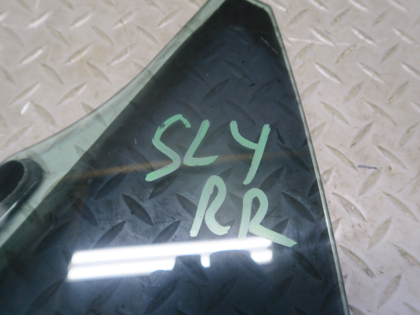 13-20 Mercedes R231 SL550 Convertible Rear Right Quarter Glass Window OEM