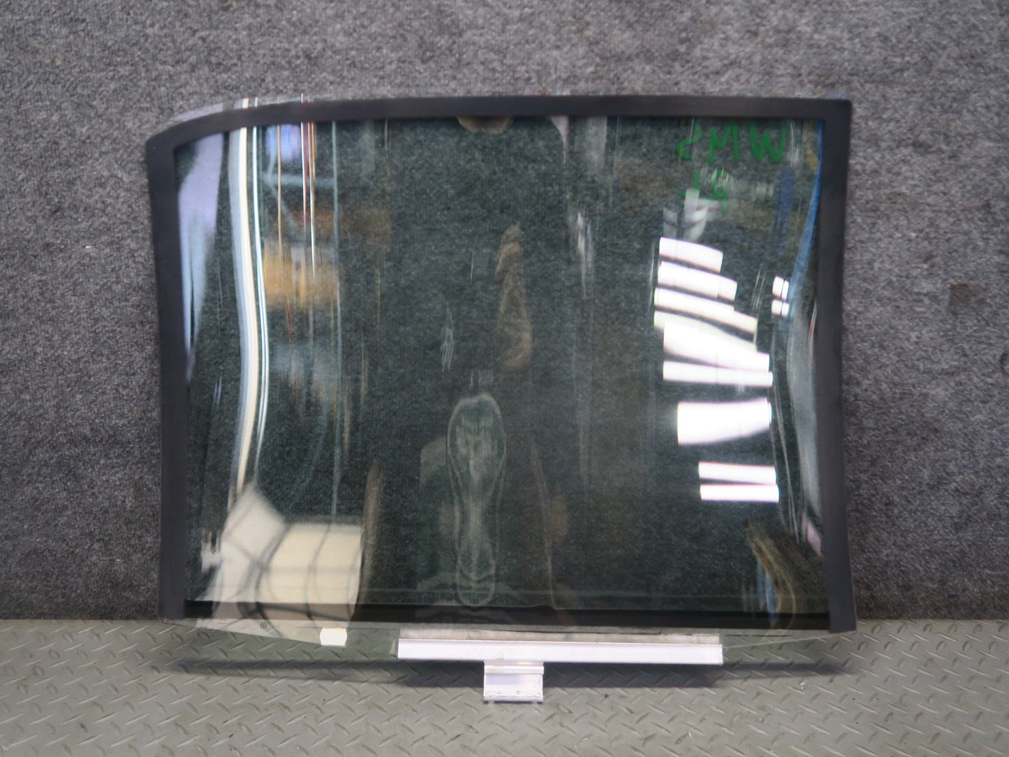 94-99 Mercedes W140 S420 S500 Rear Left Door Glass Window OEM