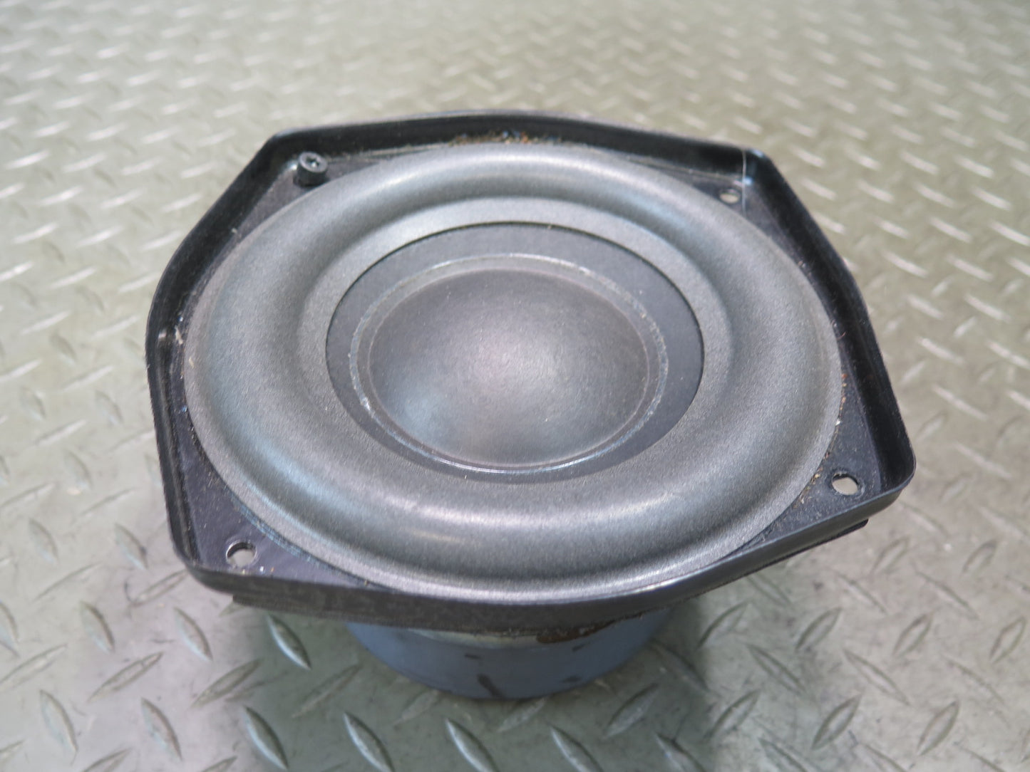 03-08 BMW E85 Z4 Set of 2 Rear TOP Hi-fi Subwoofer Speaker 6915841 OEM