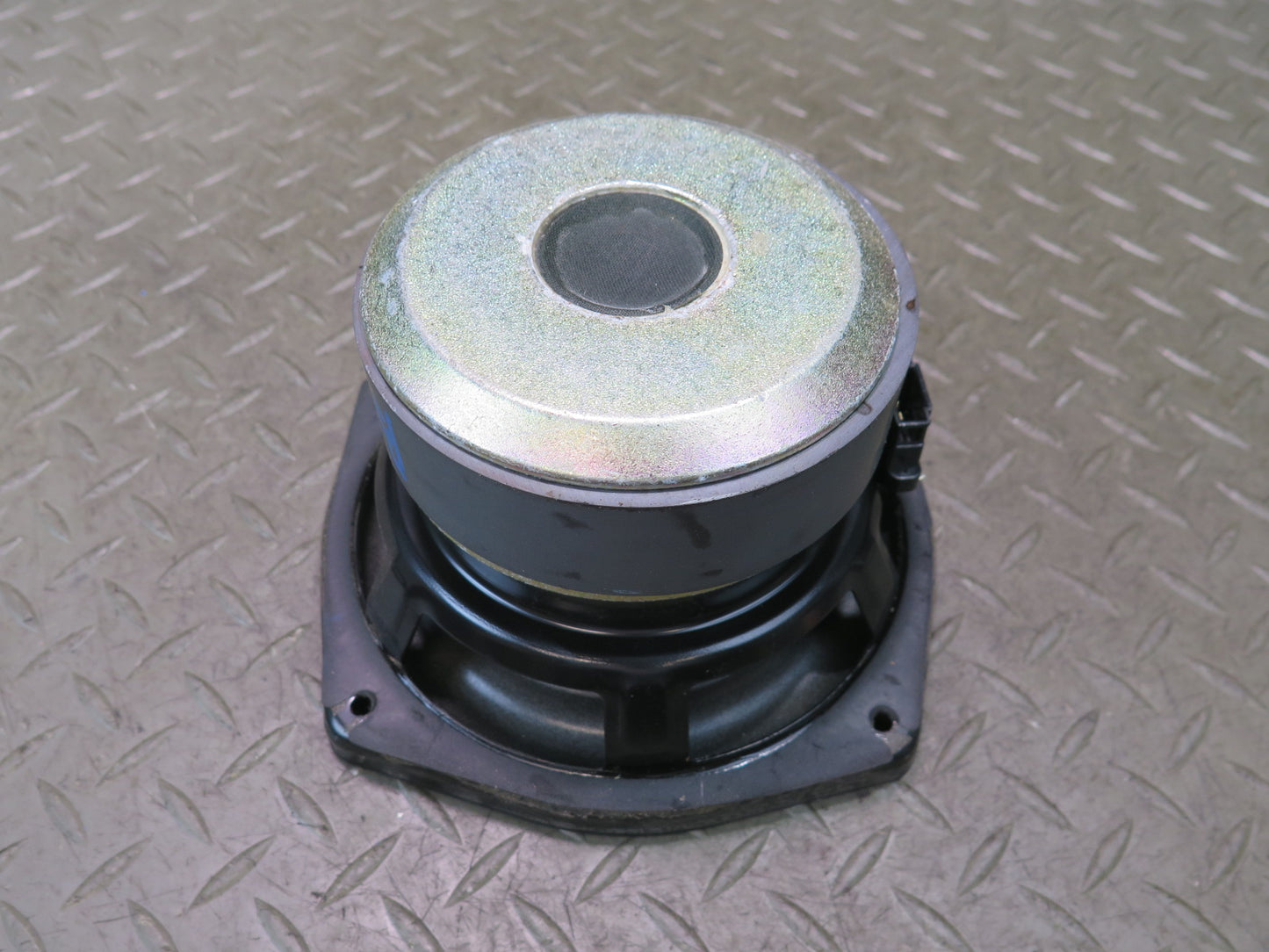 03-08 BMW E85 Z4 Set of 2 Rear TOP Hi-fi Subwoofer Speaker 6915841 OEM