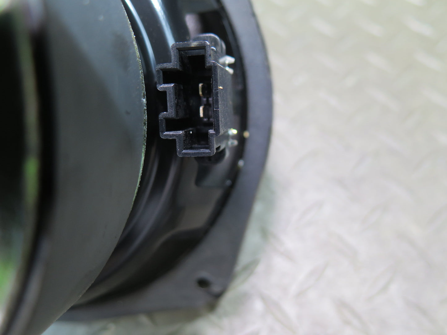 03-08 BMW E85 Z4 Set of 2 Rear TOP Hi-fi Subwoofer Speaker 6915841 OEM