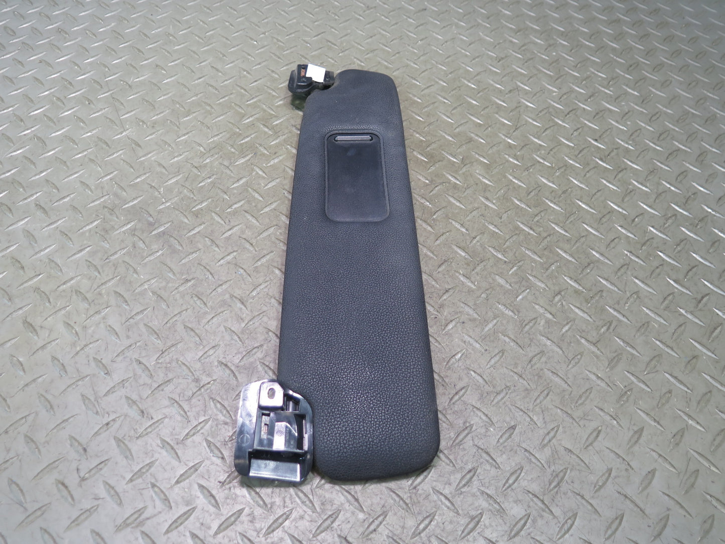 03-08 BMW E85 Z4 Convertible Set of 2 Front Left & Right Sun Visor Black OEM