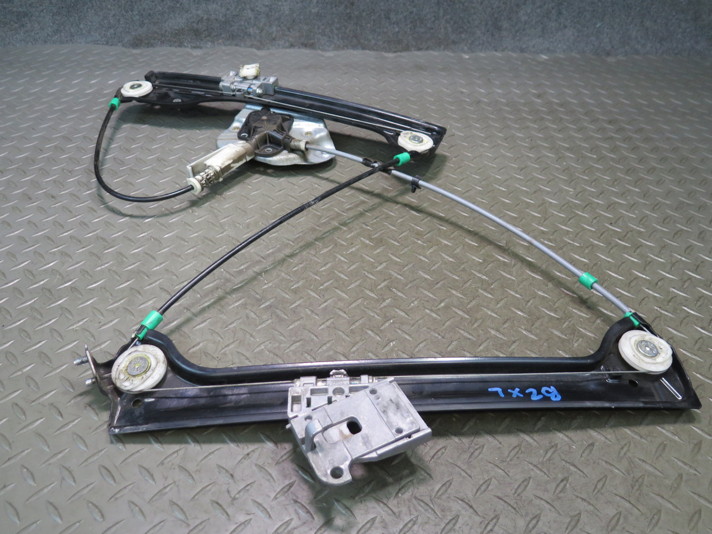 03-08 BMW E86 E85 Z4 Left Door Window Regulator w Motor 7013753 OEM