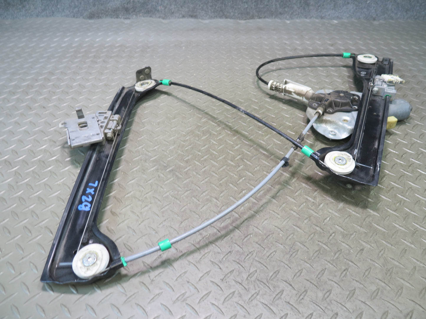 03-08 BMW E86 E85 Z4 Left Door Window Regulator w Motor 7013753 OEM