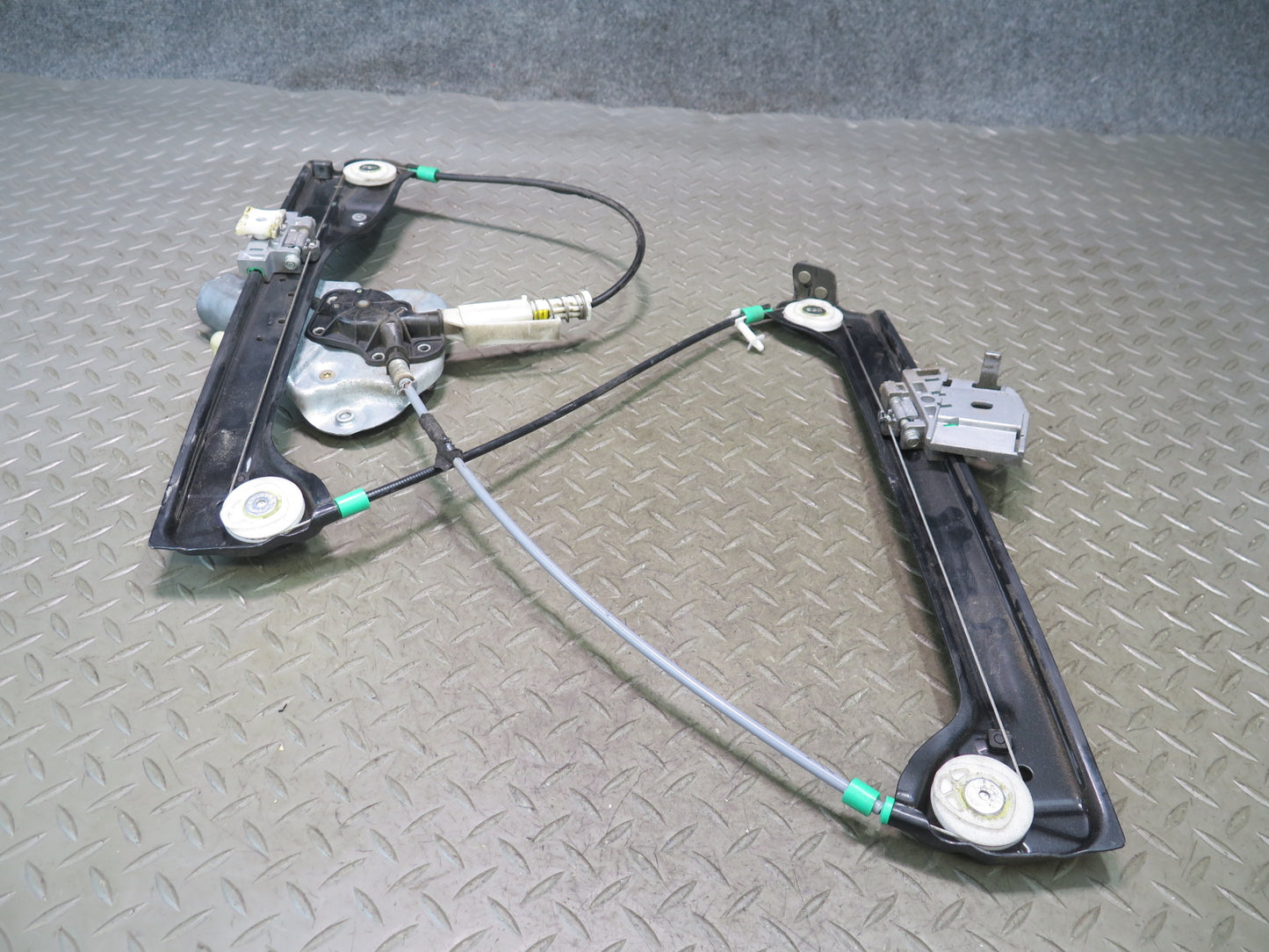 03-08 BMW E85 Z4 Right Door Window Regulator w Motor 7013754 OEM