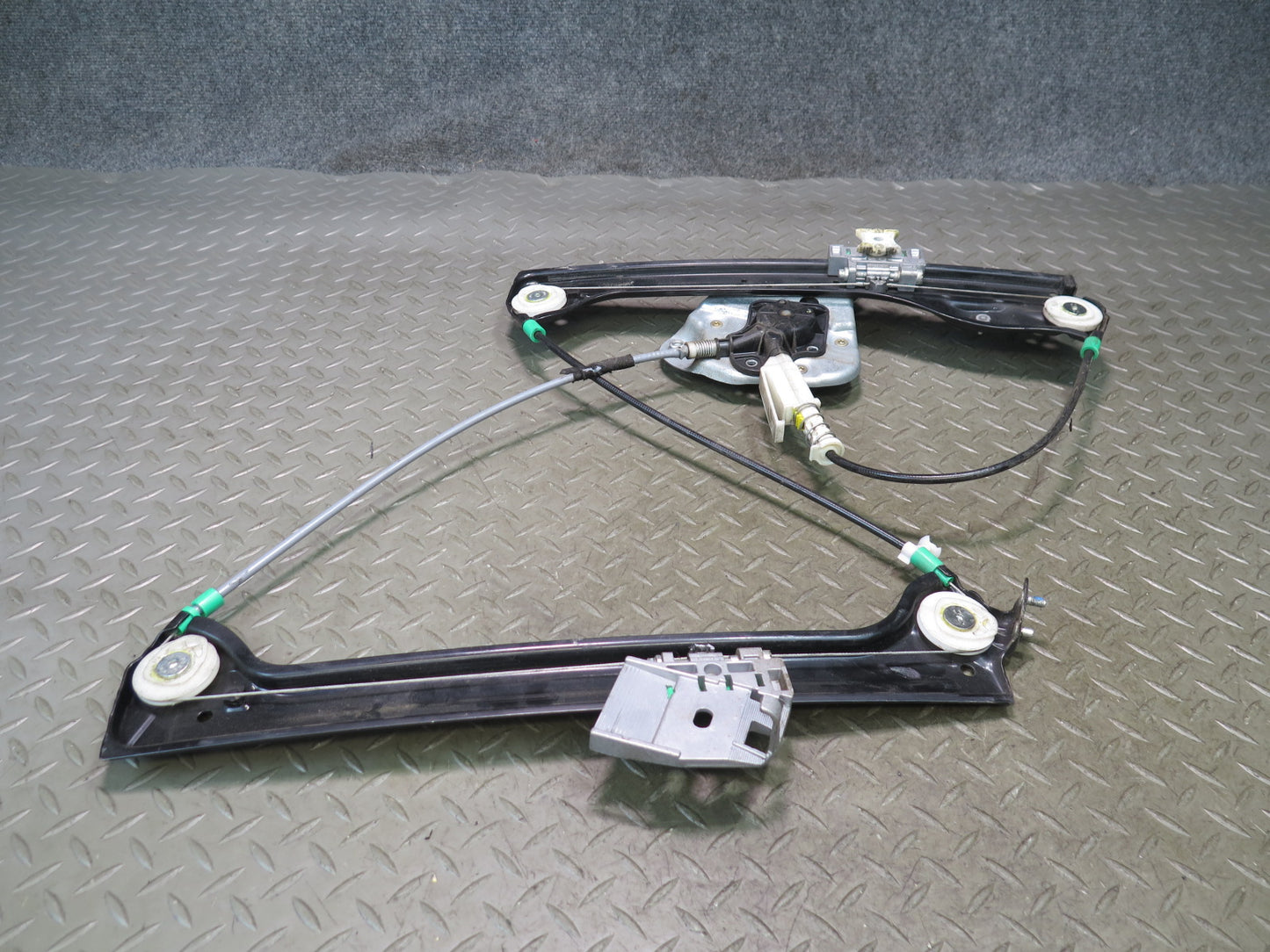 03-08 BMW E85 Z4 Right Door Window Regulator w Motor 7013754 OEM
