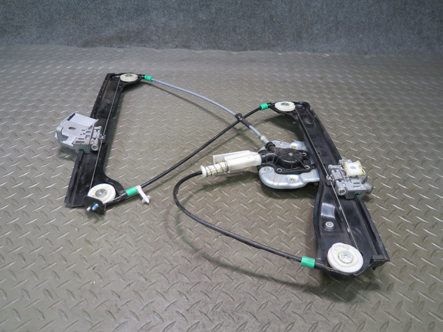03-08 BMW E85 Z4 Right Door Window Regulator w Motor 7013754 OEM