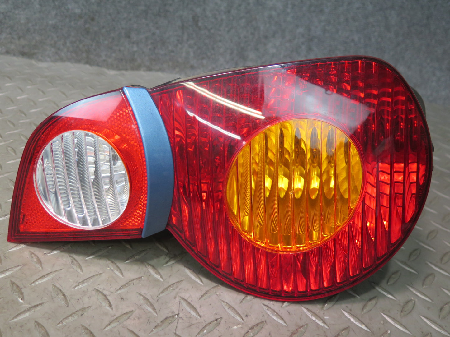 03-05 BMW E85 Z4 Set of 2 Rear Left & Right Tail Light Lamp OEM
