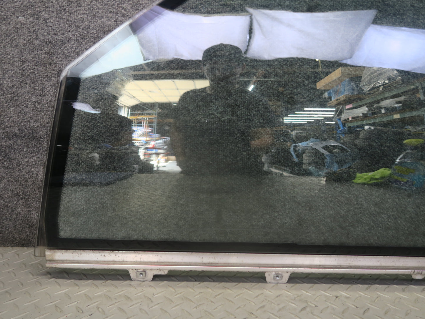 94-99 Mercedes W140 S420 S500 Front Left Door Glass Window OEM