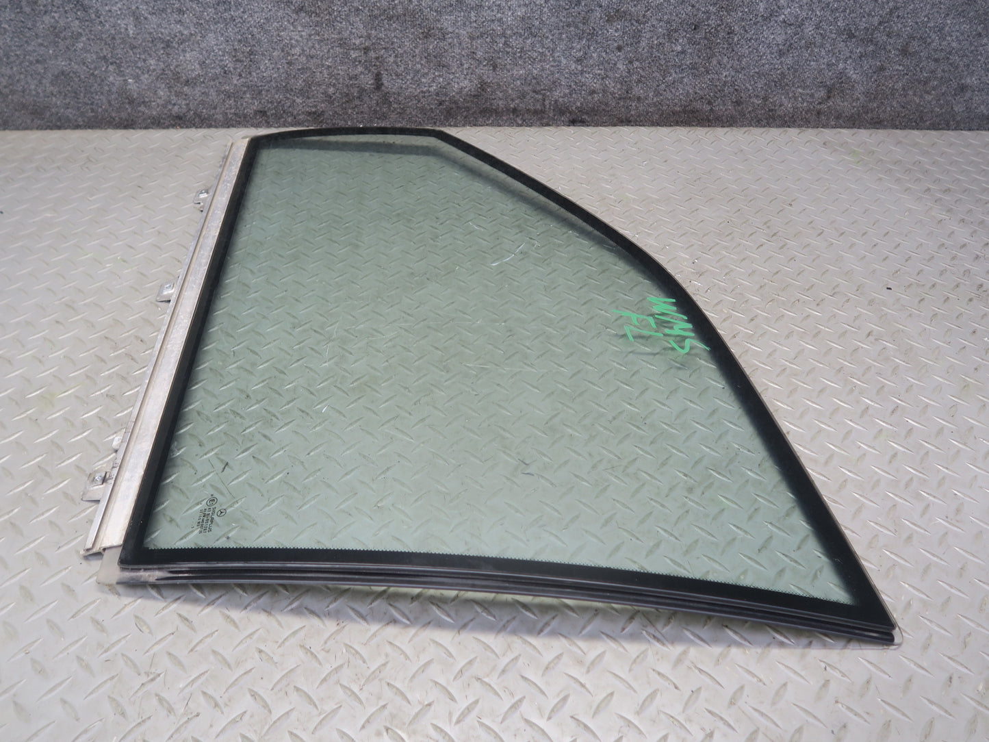 94-99 Mercedes W140 S420 S500 Front Left Door Glass Window OEM
