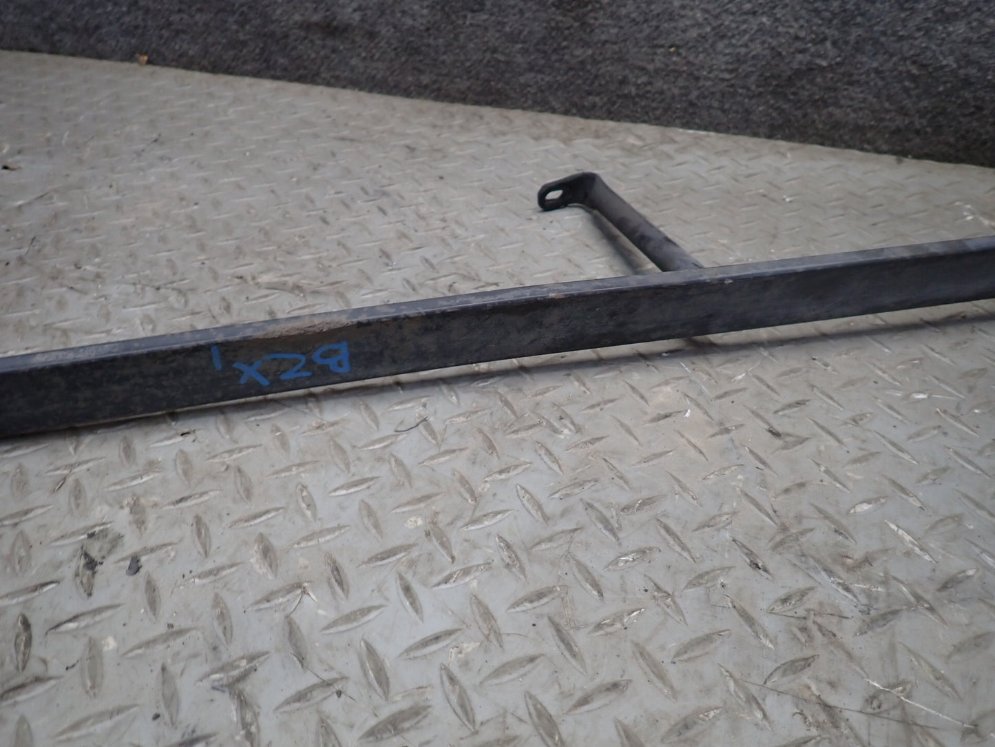 03-08 BMW E85 Z4 Set of 2 Rear Suspension Subframe Support Rail Bracket OEM